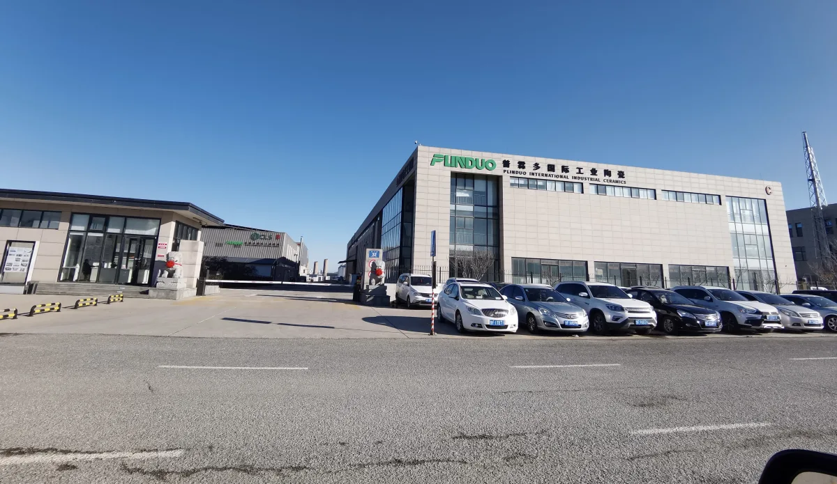Plinduo industrial ceramic facility and office building